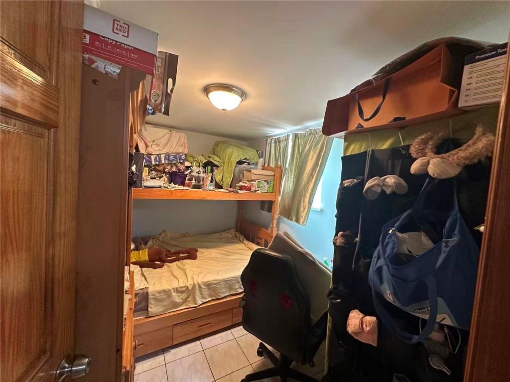 85 Bay 8th Street Image 3