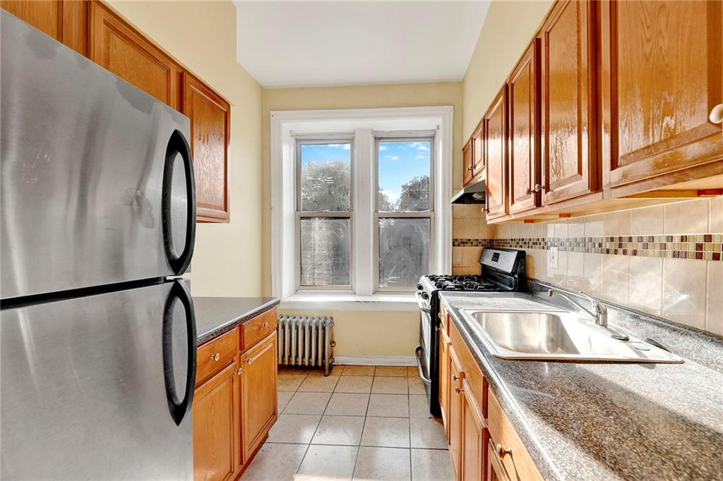 348 East 92nd Street, Brooklyn, New York, 11212 image 19