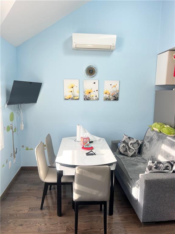 53 Piave Avenue, Staten  Island, New York, 10305 image 6