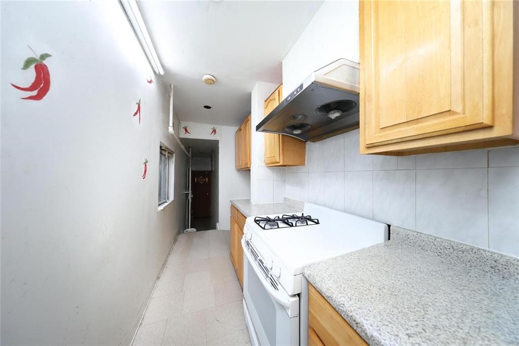 1026 39th Street, Brooklyn, New York, 11219 image 18