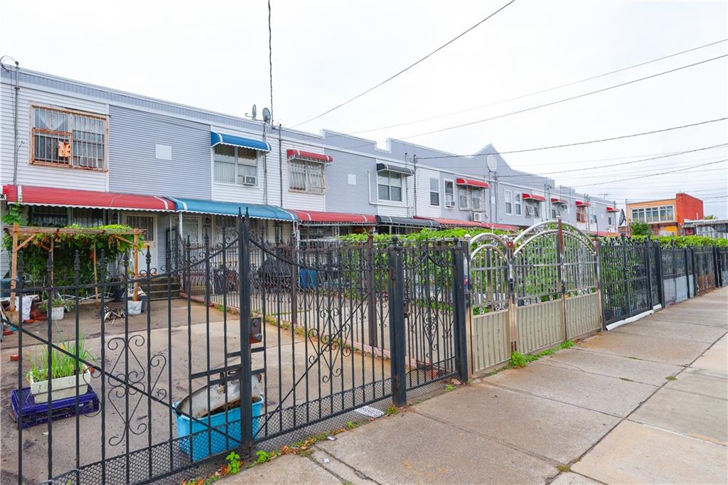 2836 West 29th Street Image 1