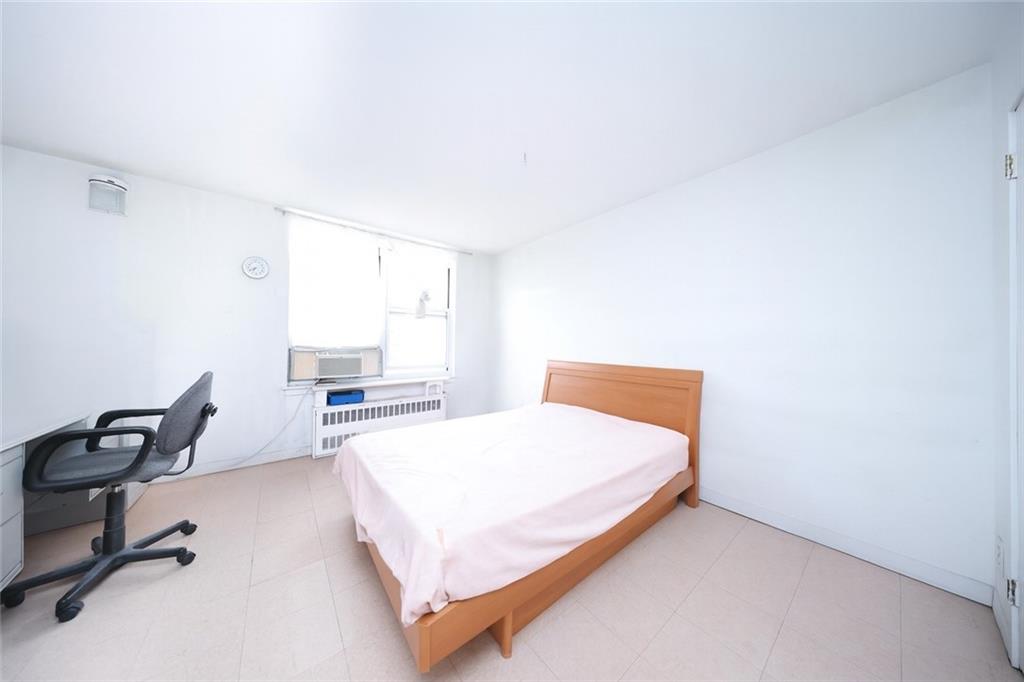 2836 West 29th Street Image 5