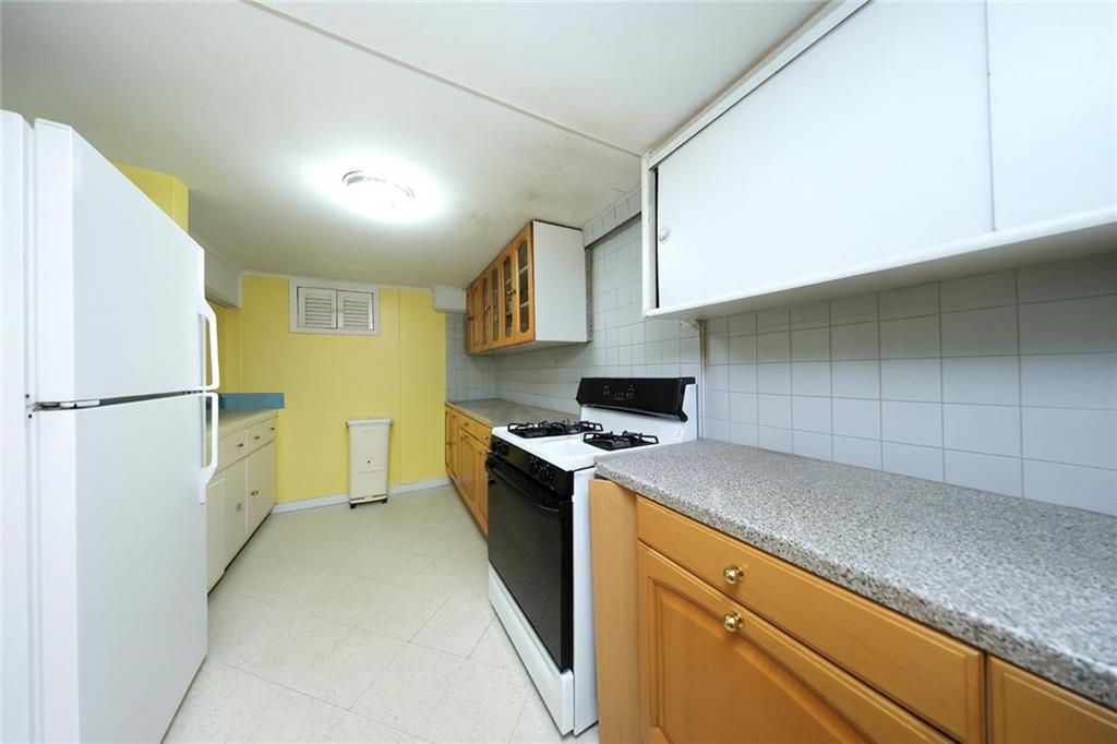 1813 Bay Ridge Avenue, Brooklyn, New York, 11204 image 25