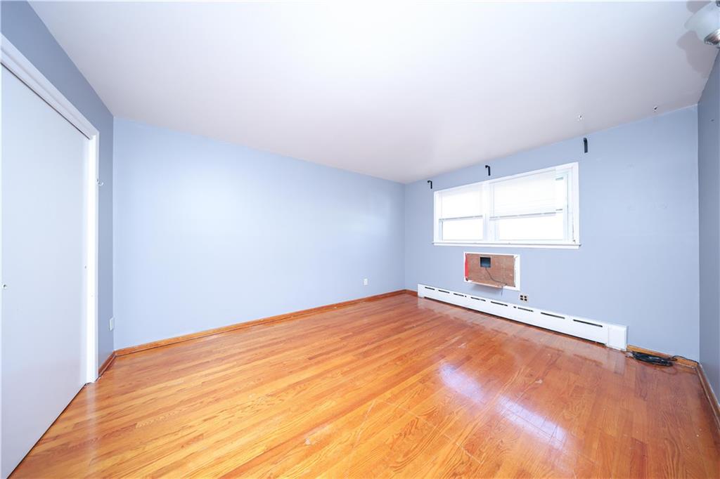 25 Mallory Avenue, Staten  Island, New York, 10305 image 13