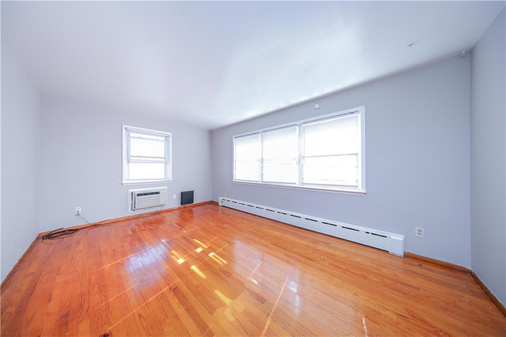 25 Mallory Avenue, Staten  Island, New York, 10305 image 7