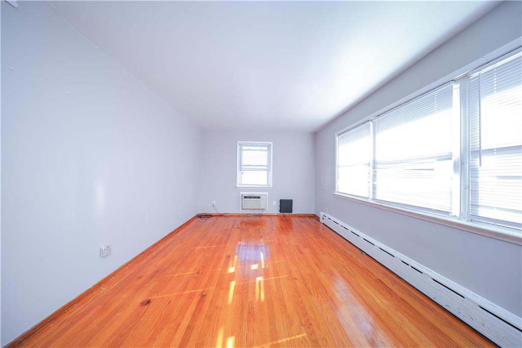 25 Mallory Avenue, Staten  Island, New York, 10305 image 8