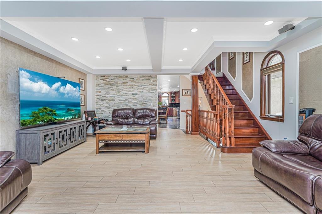 1458 81st Street Image 4