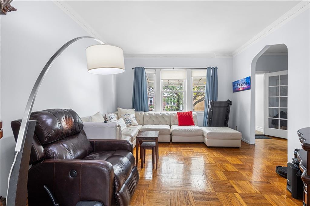 1736 East 33rd Street Image 3