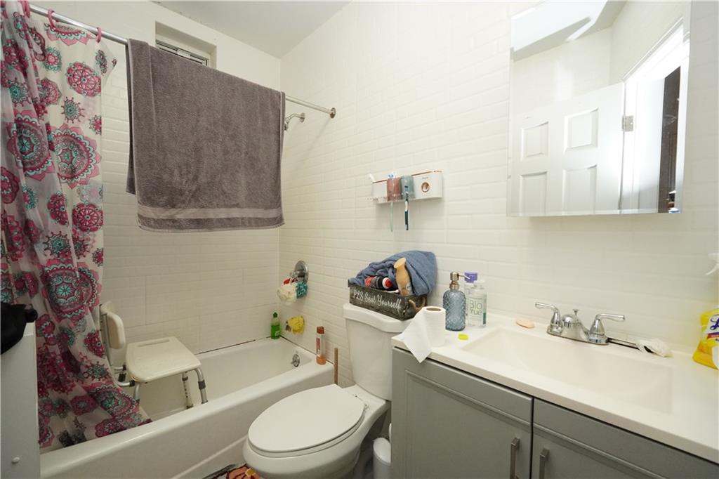 1941 Cropsey Avenue Image 2