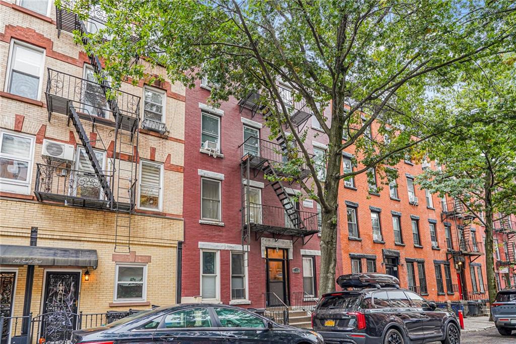 238 Sackett Street Image 4