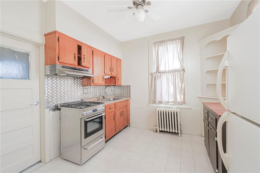 1246 81st Street, Brooklyn, New York, 11228 image 21