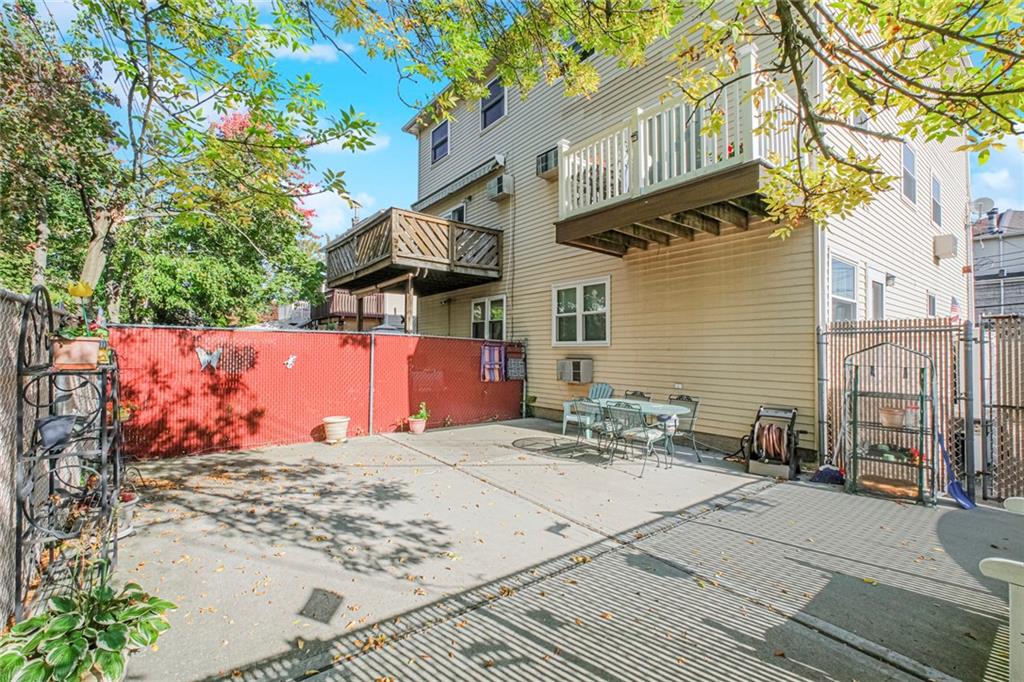 22 Crest Loop, Staten  Island, New York, 10312 image 32