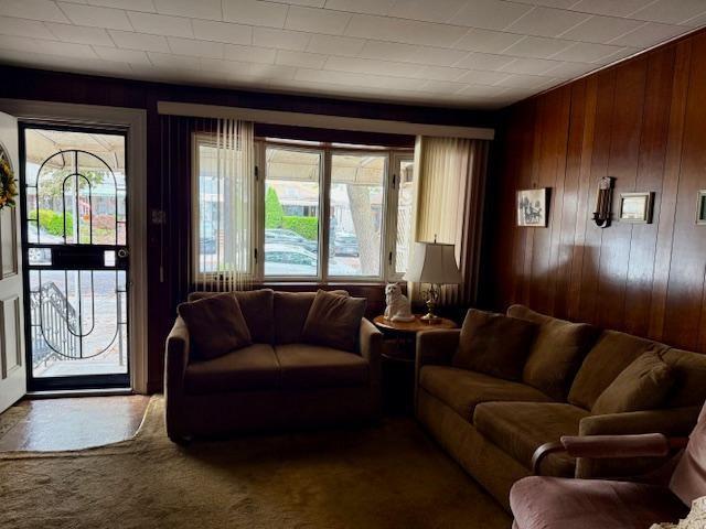 1852 East 37th Street Image 4