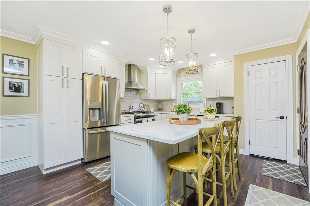 381 Burgher Avenue, Staten  Island, New York, 10305 image 12