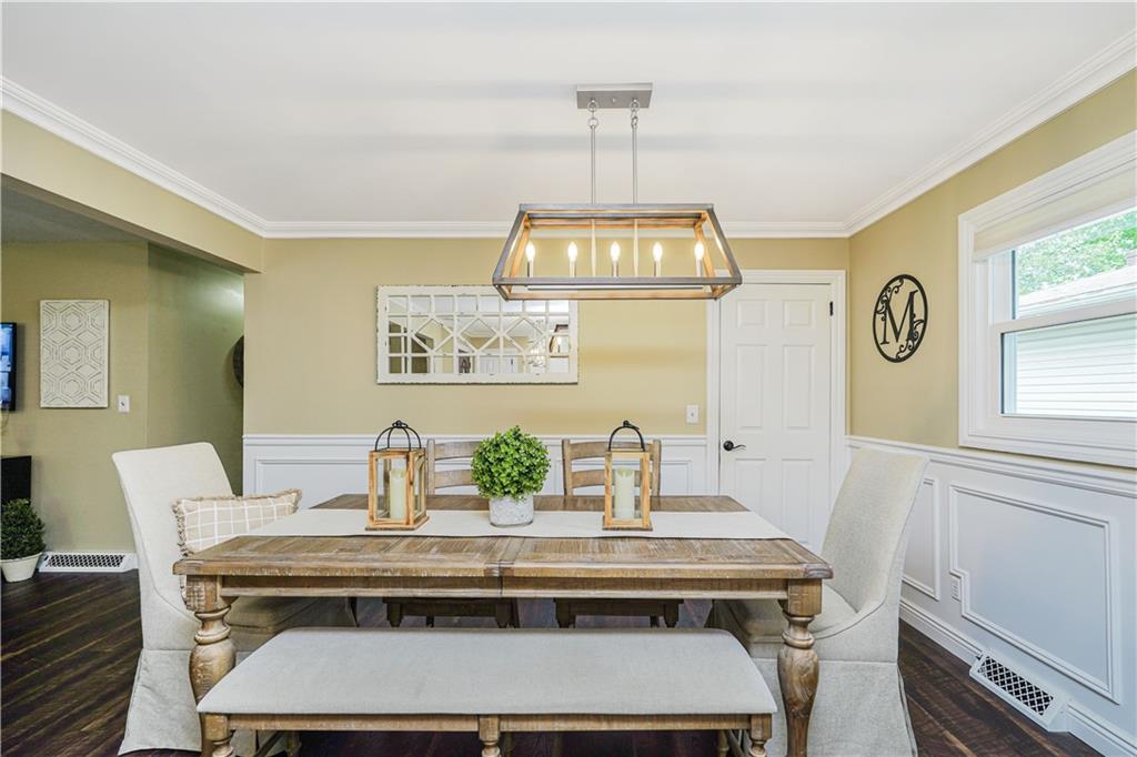 381 Burgher Avenue, Staten  Island, New York, 10305 image 17