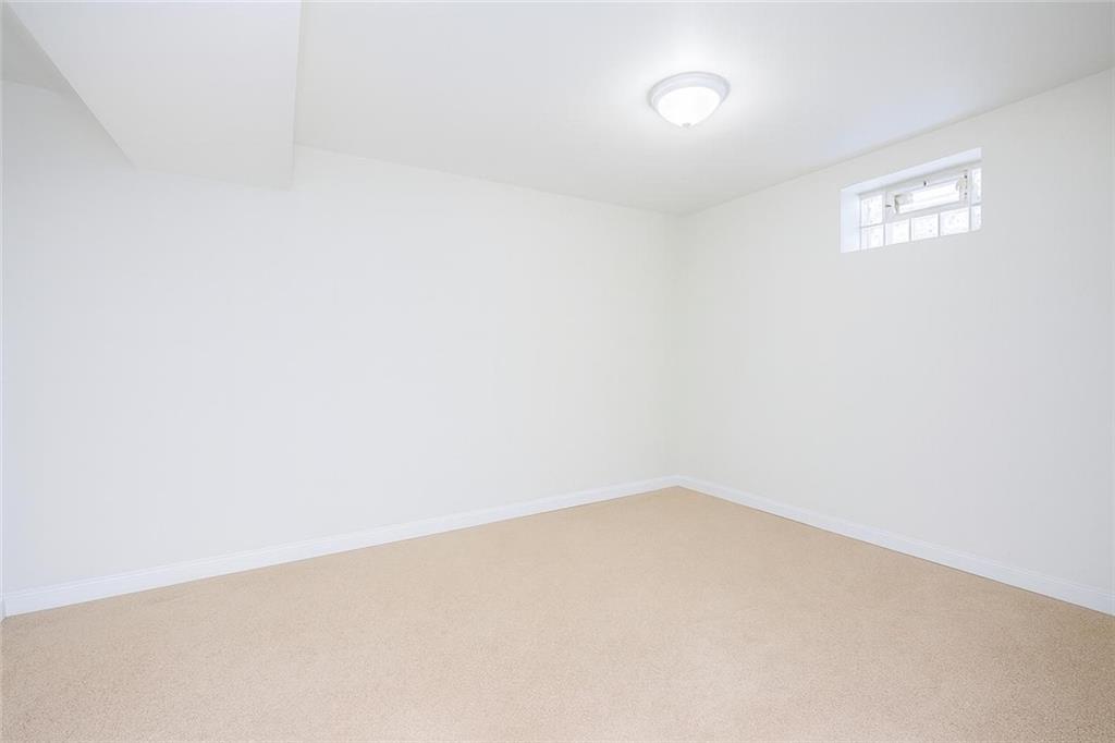 381 Burgher Avenue, Staten  Island, New York, 10305 image 28