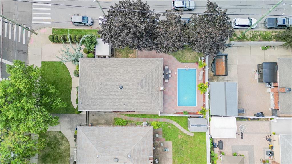 381 Burgher Avenue, Staten  Island, New York, 10305 image 37