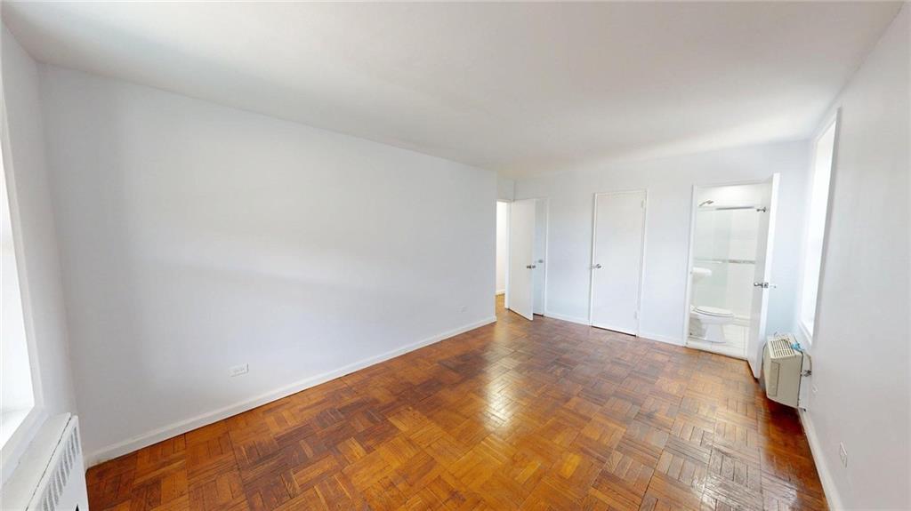 55 Austin Place 2Y, Staten  Island, New York, 10304 image 8