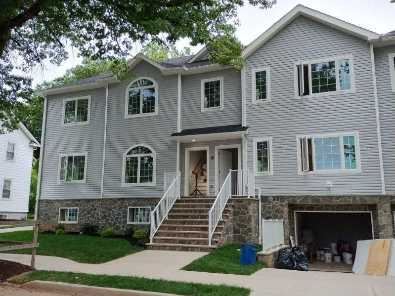 10 Ludwig Street Image 5