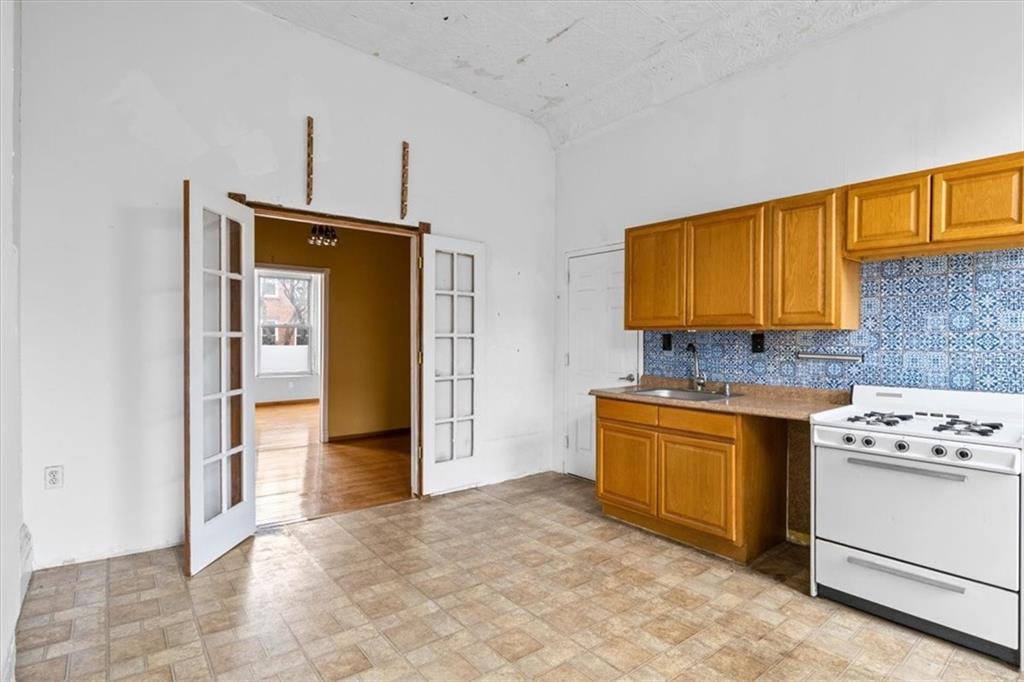 39 Woodhull Street, Brooklyn, New York, 11231 image 14