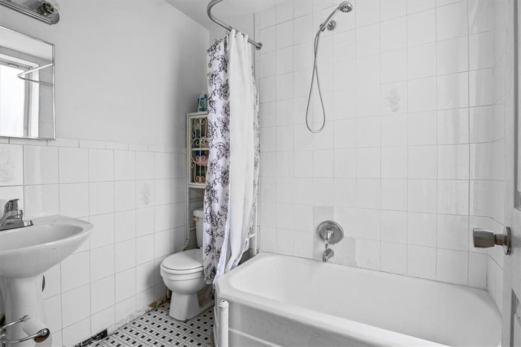 39 Woodhull Street, Brooklyn, New York, 11231 image 9