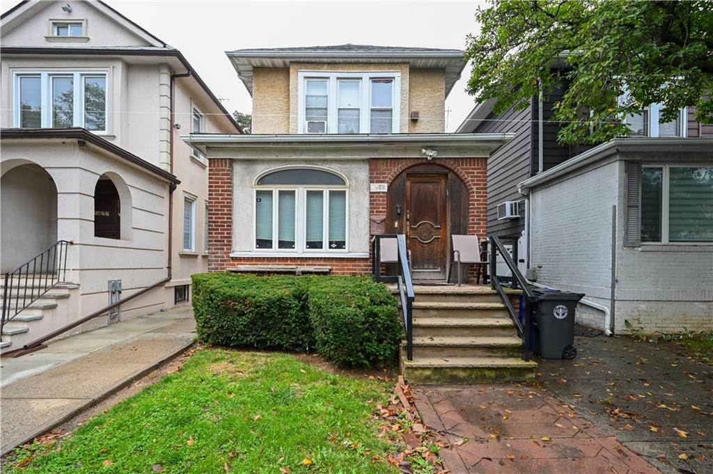 1479 East 32nd Street Image 1