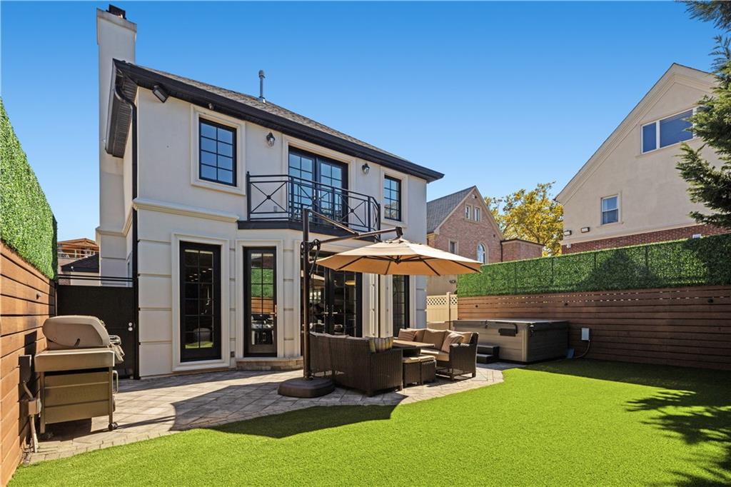 8008 Harbor View Terrace, Brooklyn, New York, 11209 image 26