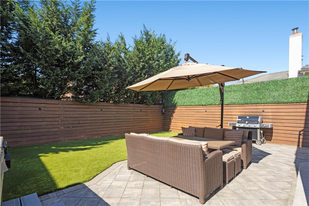 8008 Harbor View Terrace, Brooklyn, New York, 11209 image 28