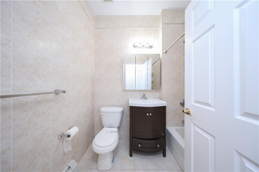 526 Avenue Z 2F, Brooklyn, New York, 11223 image 17