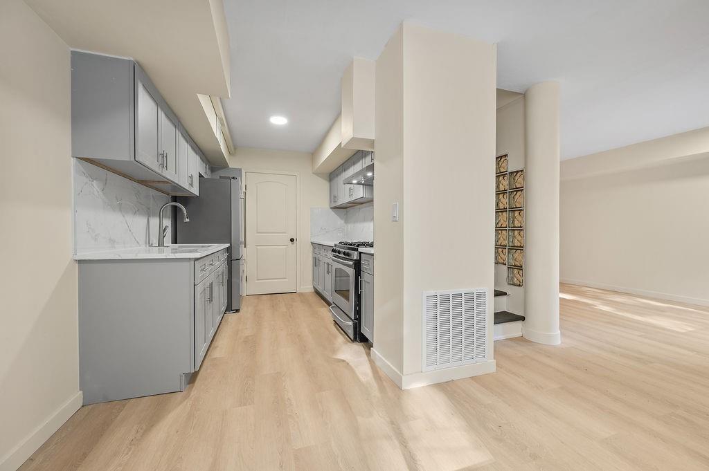 190A Pierce Street, Staten  Island, New York, 10304 image 7