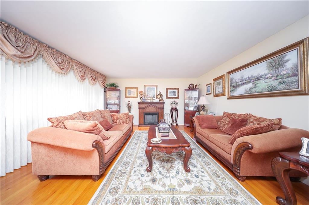 157 Exeter Street Image 3