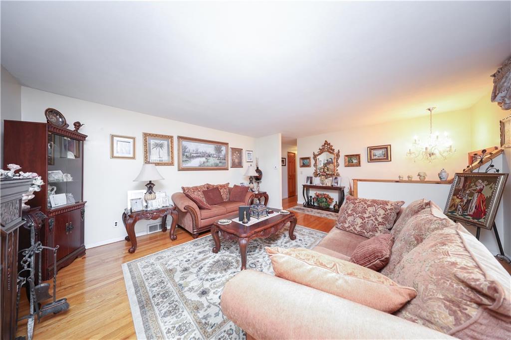 157 Exeter Street Image 4