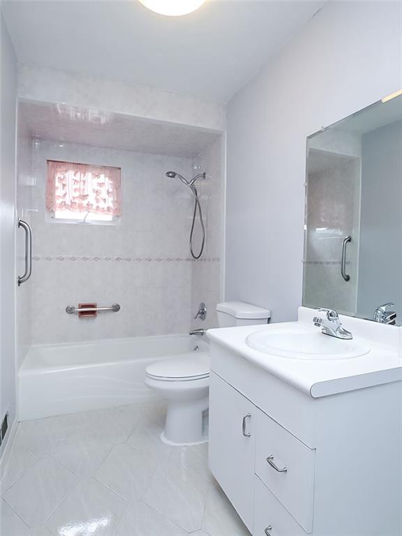 126 Tysens Lane, Staten  Island, New York, 10306 image 19