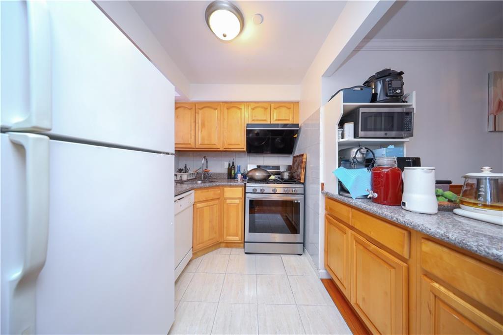 1820 73rd Street 3A, Brooklyn, New York, 11204 image 13