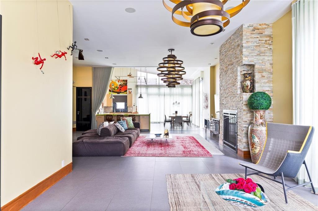 4147 Ocean Avenue Image 2