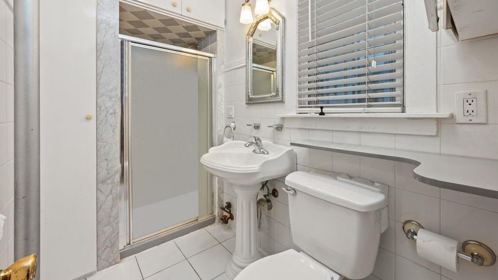 8210 Fort Hamilton Parkway, Brooklyn, New York, 11209 image 18