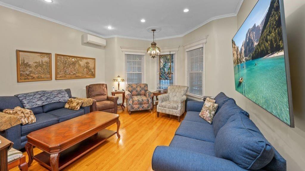 8210 Fort Hamilton Parkway Image 5