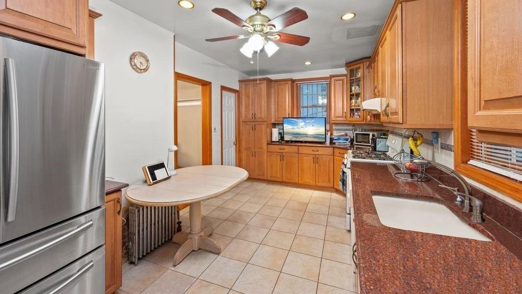 8210 Fort Hamilton Parkway, Brooklyn, New York, 11209 image 9