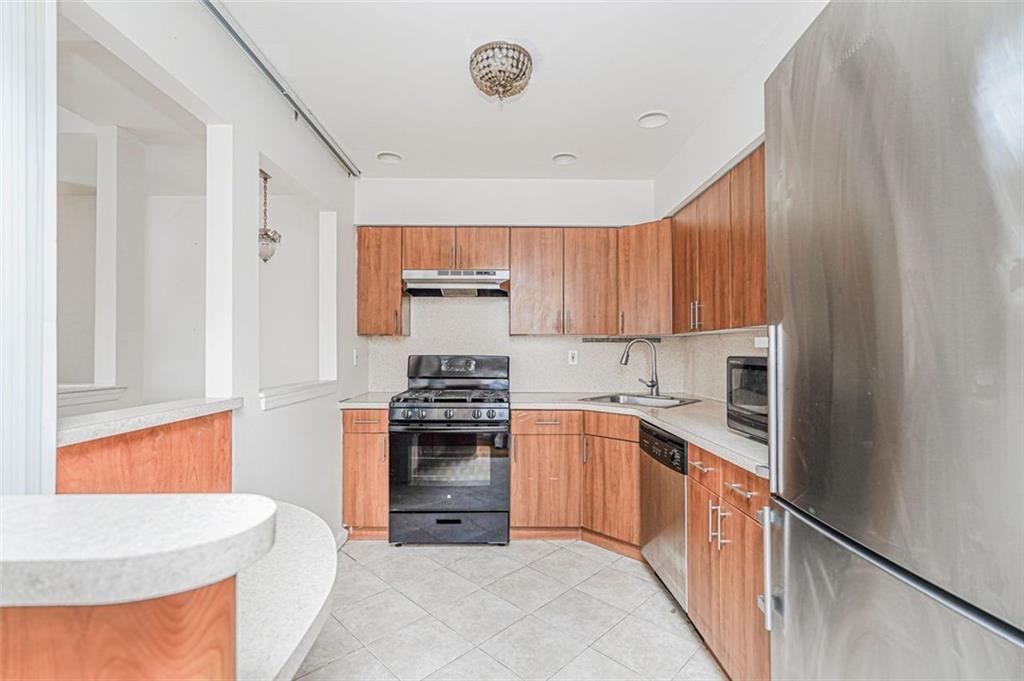 3107 Emmons Avenue 2C, Brooklyn, New York, 11235 image 10