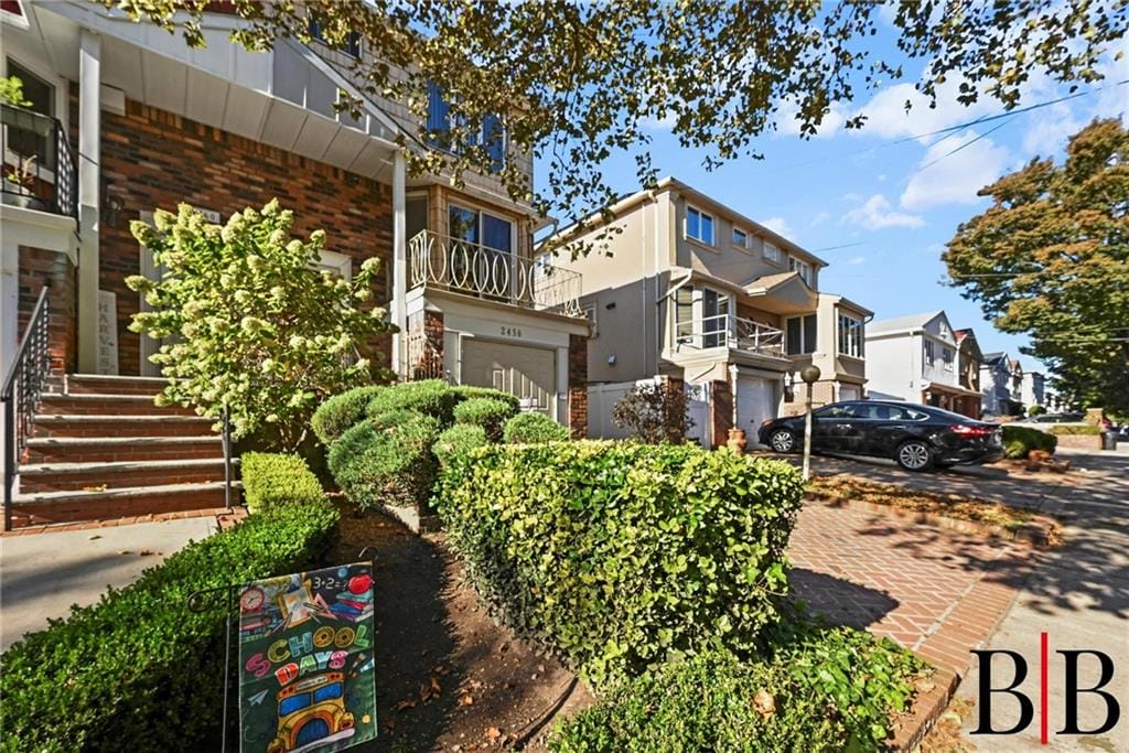 2456 East 70th Street Image 3