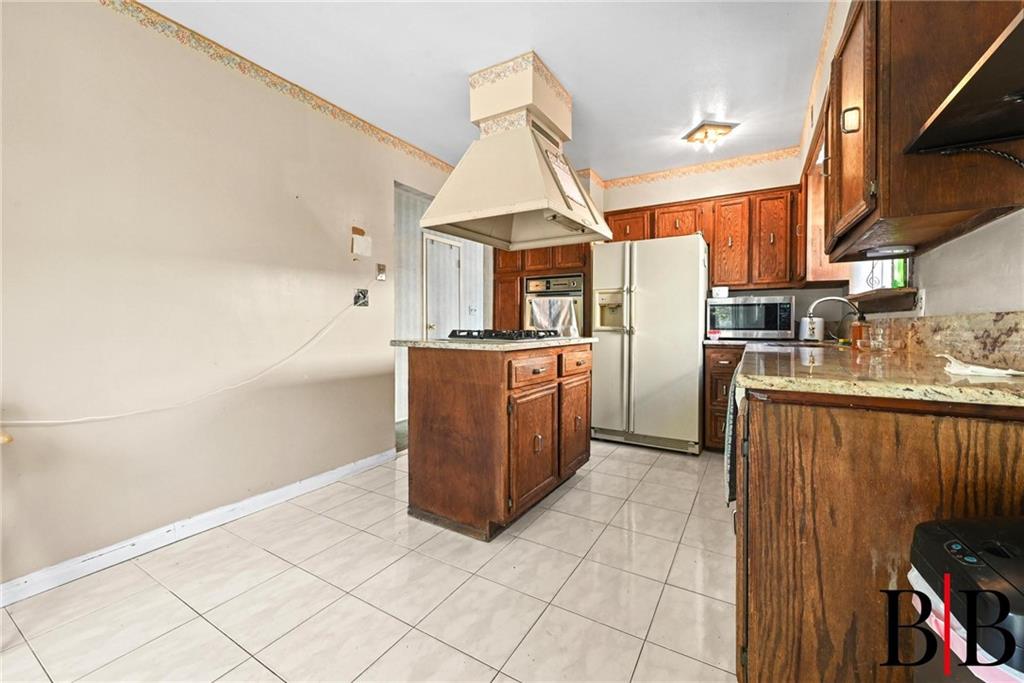 2456 East 70th Street, Brooklyn, New York, 11234 image 8