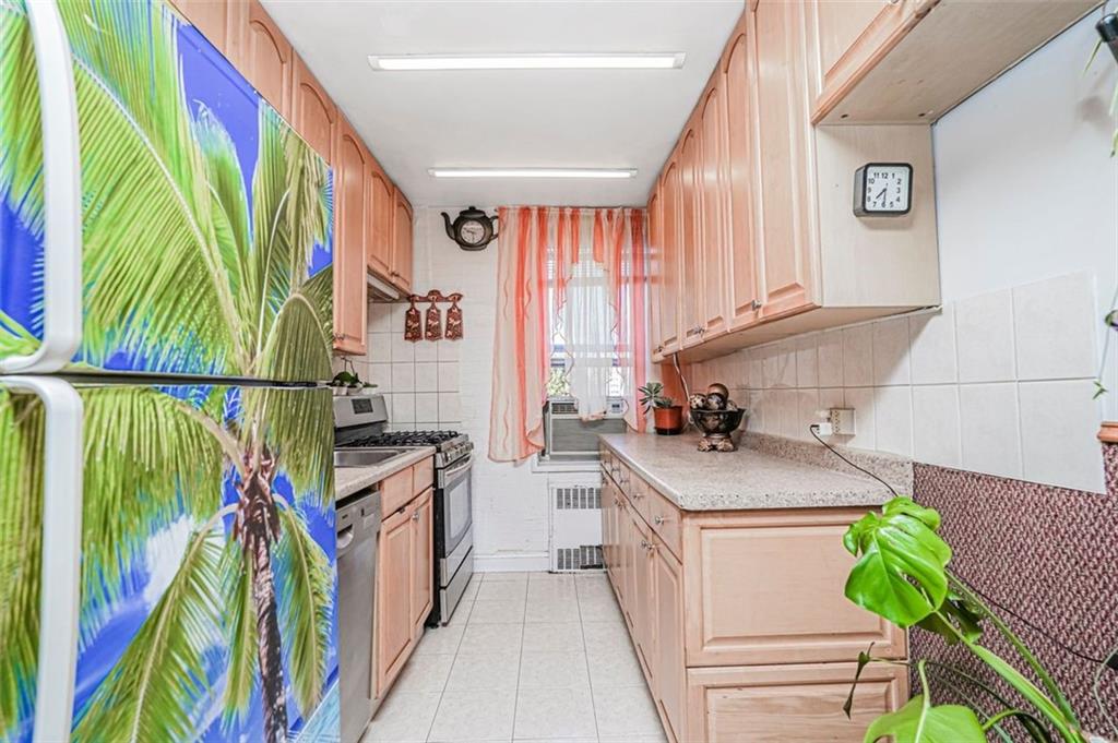 2675 East 7th Street 4B, Brooklyn, New York, 11235 image 17