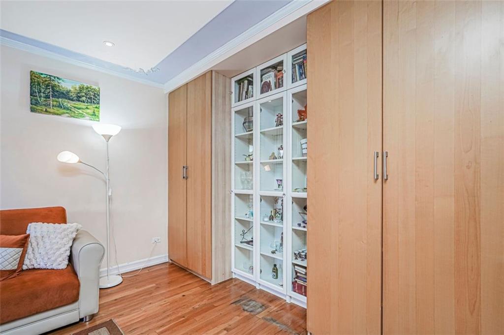 2675 East 7th Street 4B Image 4