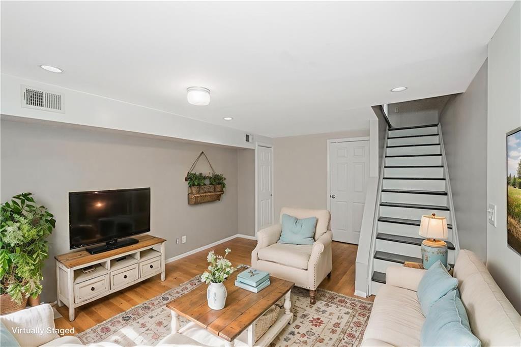 34 Lorraine Loop, Staten  Island, New York, 10309 image 24