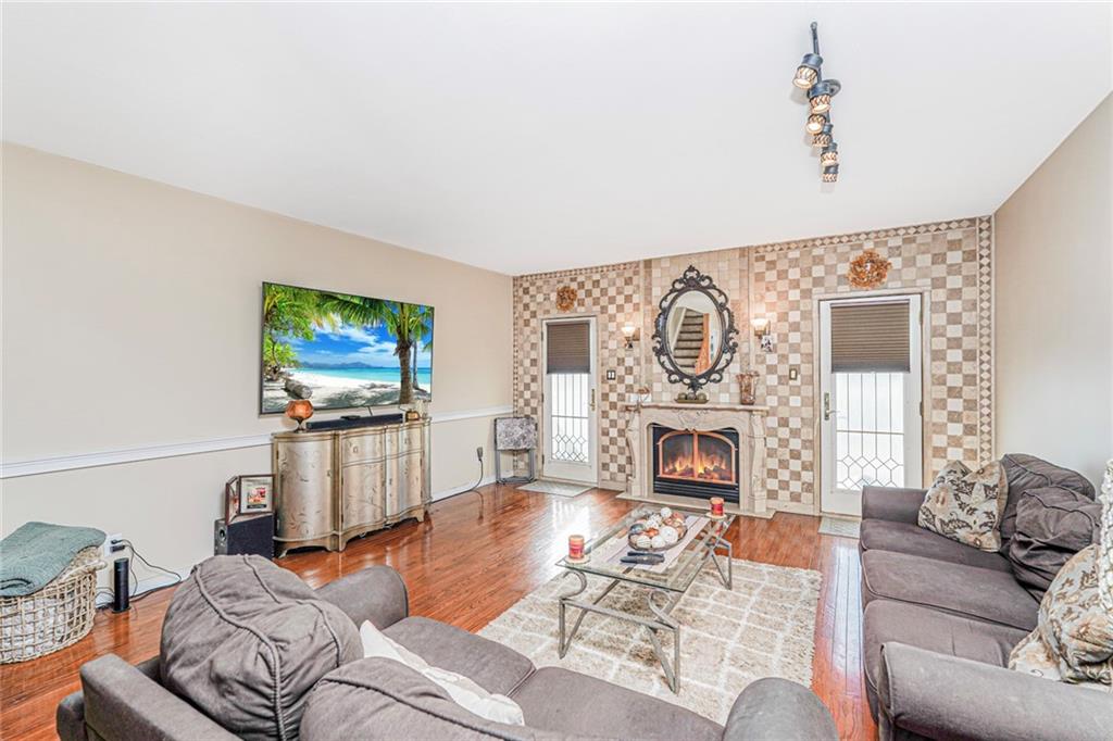 352 Grantwood Avenue, Staten  Island, New York, 10312 image 18