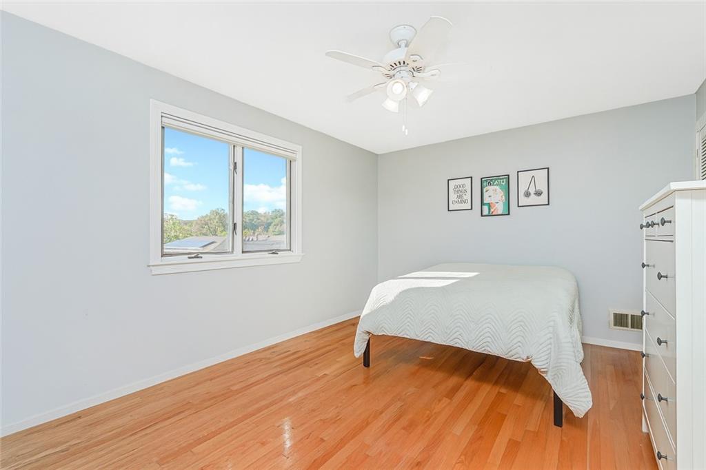 352 Grantwood Avenue Image 5