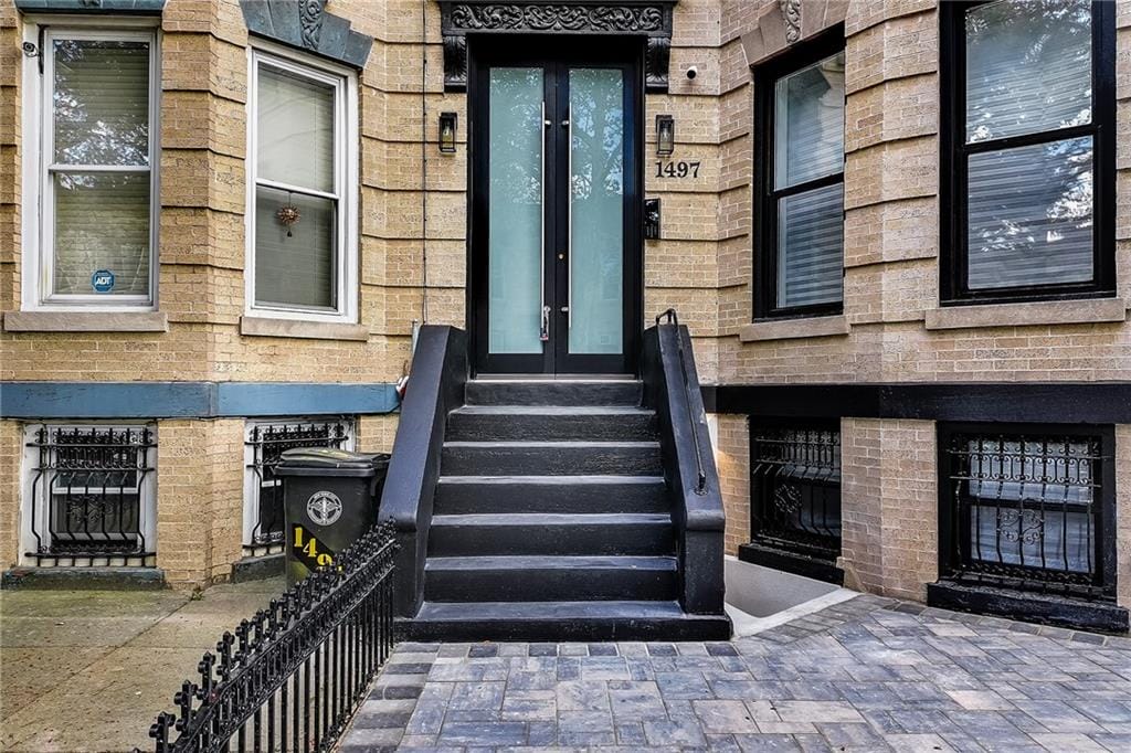 1497 Jefferson Avenue Image 2