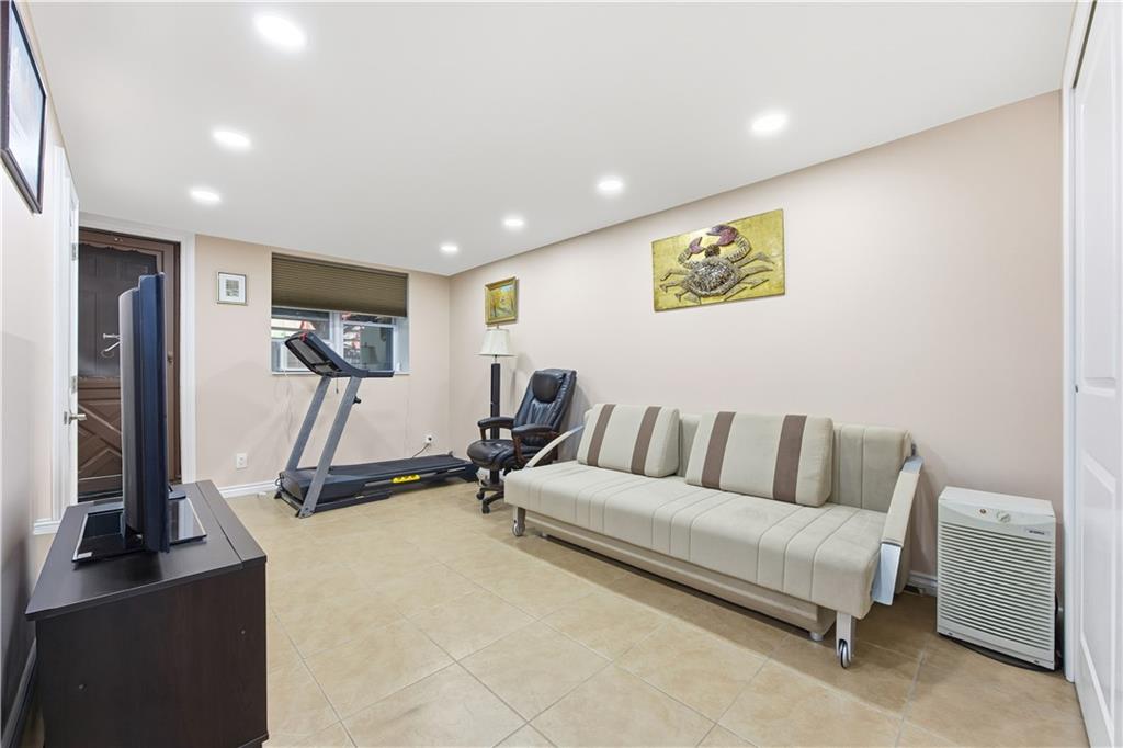 2228 East 28th Street, Brooklyn, New York, 11229 image 15