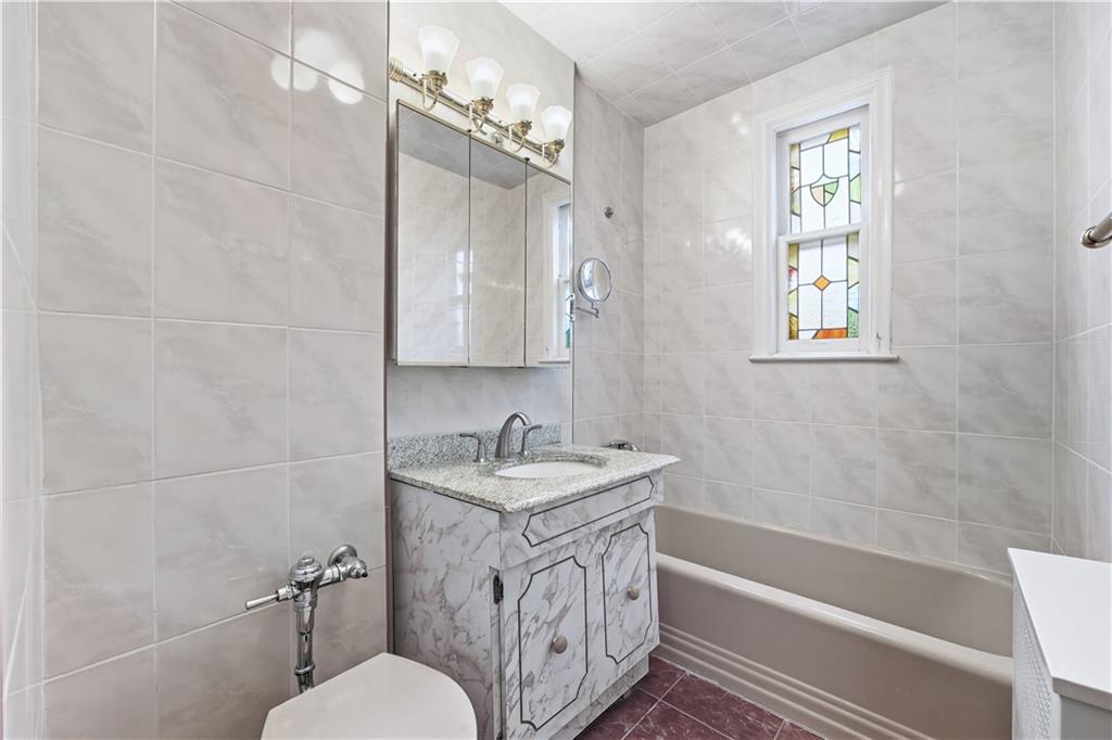 2228 East 28th Street, Brooklyn, New York, 11229 image 10