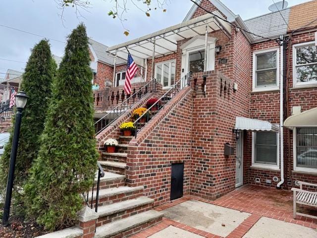 2455 Stuart Street Image 2